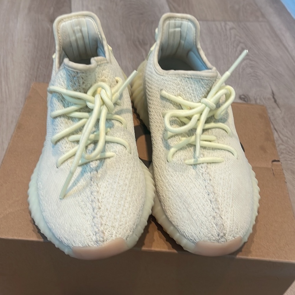 Yeezy boost 350 butter - Picture 2 of 8